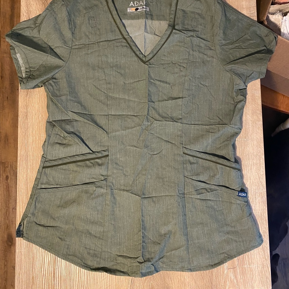 ADAR Pro scrub top
